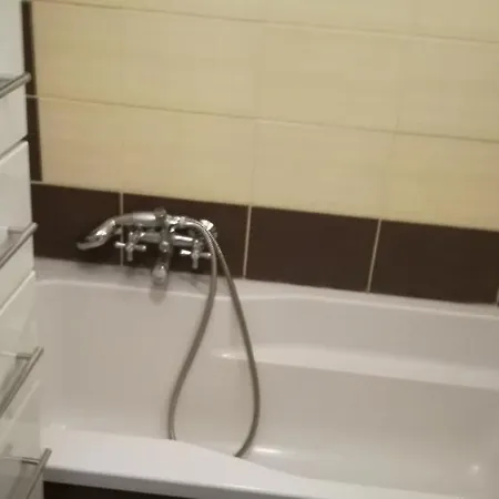 Flat For 2 People, Wifi شقة *
